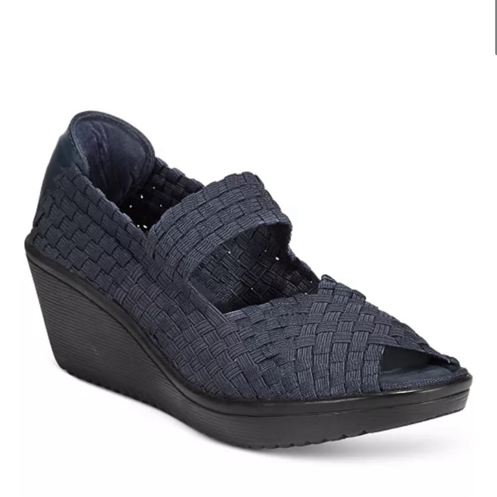 BareTraps Umma Mary Jane Wedge Sandals blue size 6